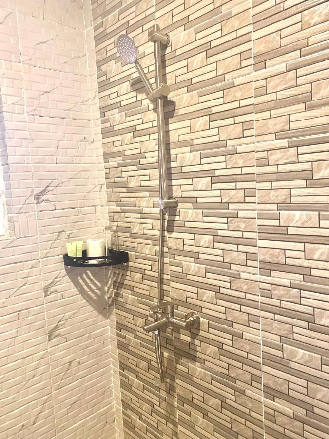 Sun Beach Hotel Котону Экстерьер фото