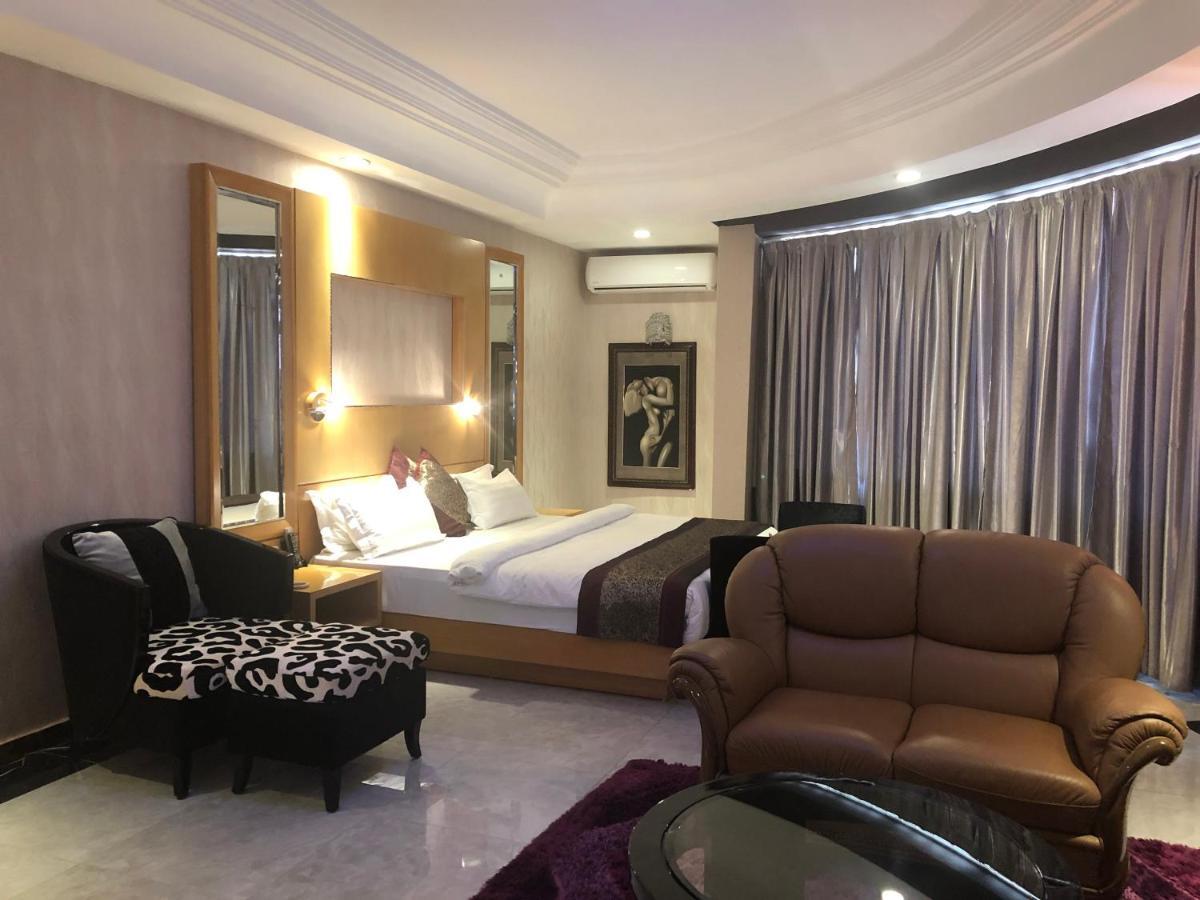 Sun Beach Hotel Котону Экстерьер фото