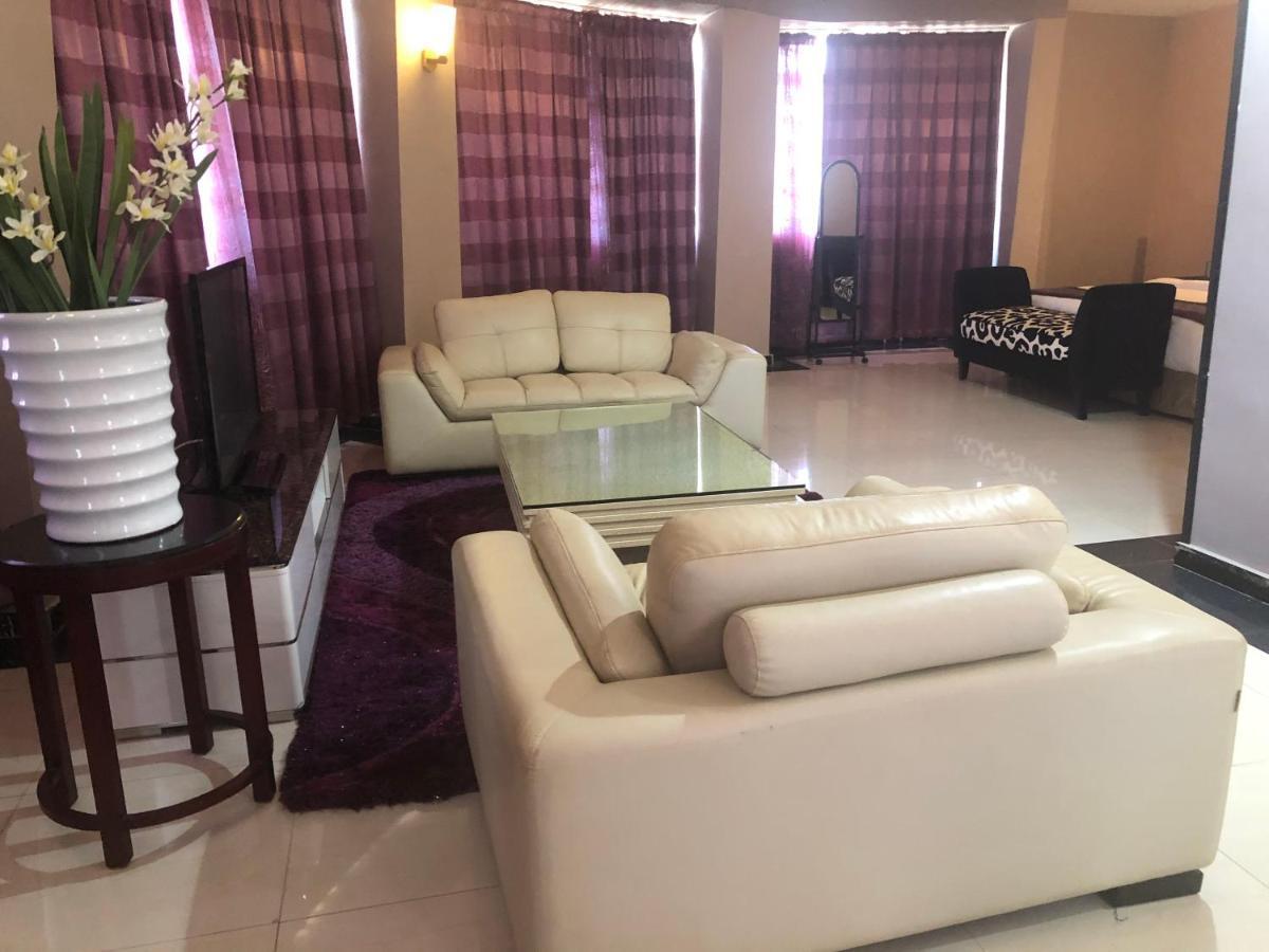 Sun Beach Hotel Котону Экстерьер фото
